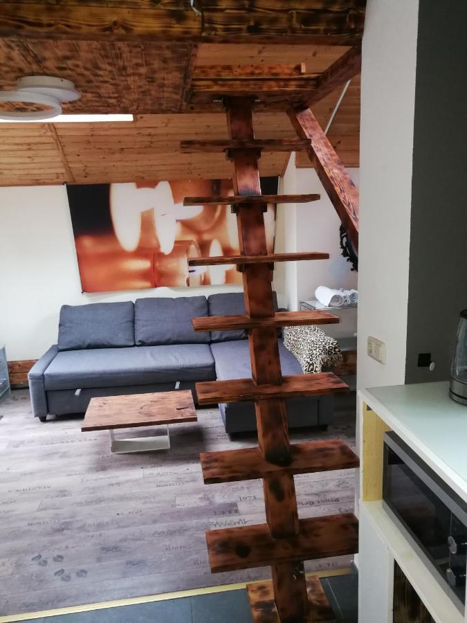 Wohlfuehloase - Zimmer, Appartment - Im Herzen Starnbergs Oda fotoğraf