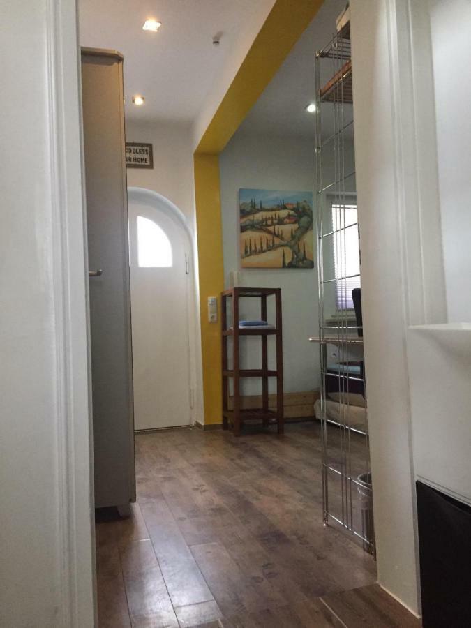 Wohlfuehloase - Zimmer, Appartment - Im Herzen Starnbergs Dış mekan fotoğraf